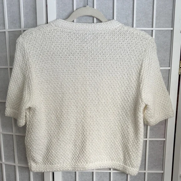 Goelia Round Neck Knitted Button-Up Cardigan - Picture 6 of 8